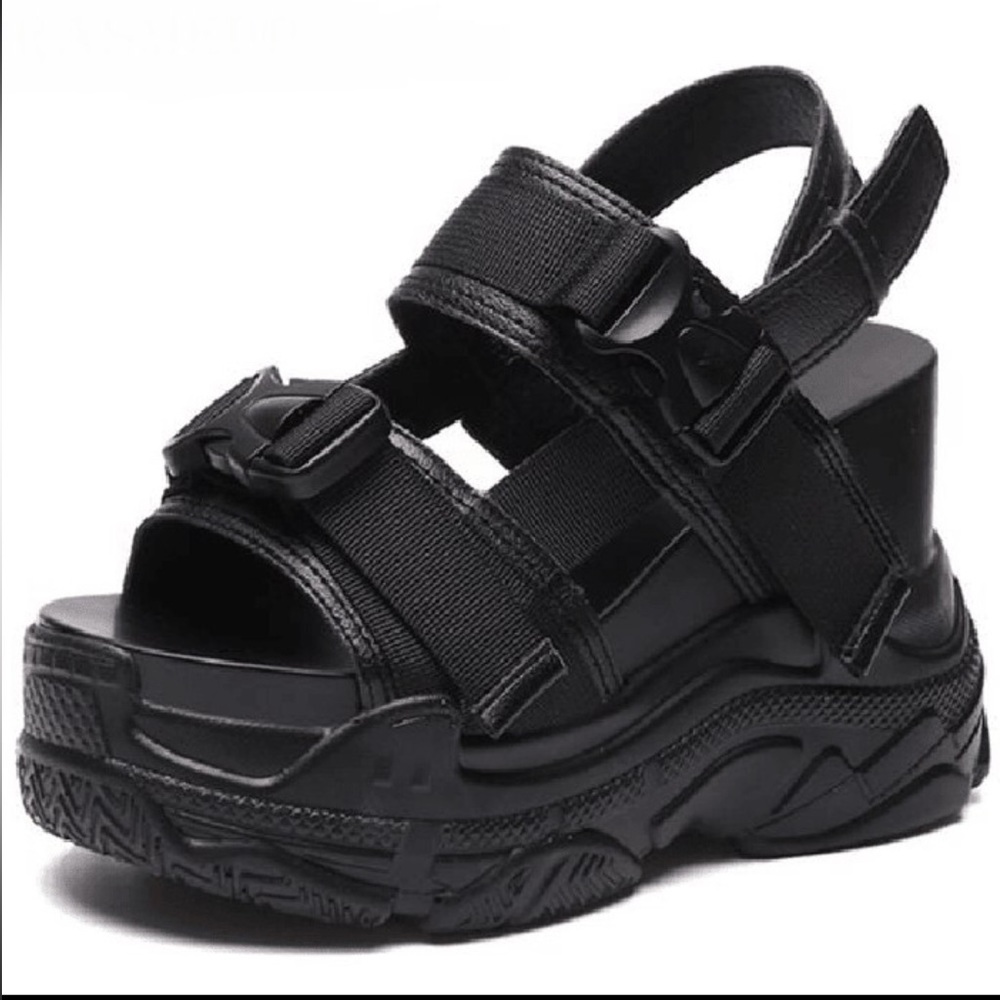 Platform Sandals With Buckle Straps